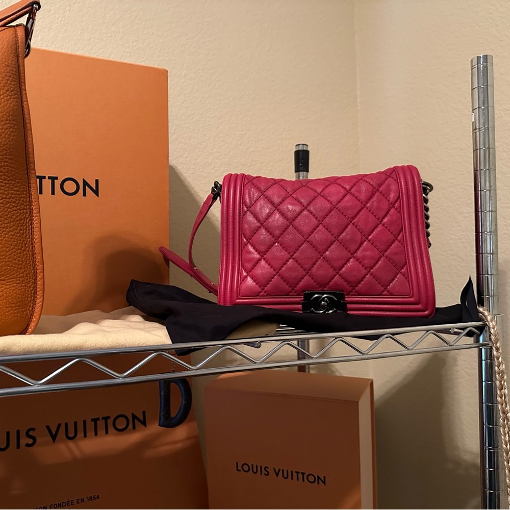 Gorgeous red Chanel Boy bag for Mikey - Picture 10 of 16